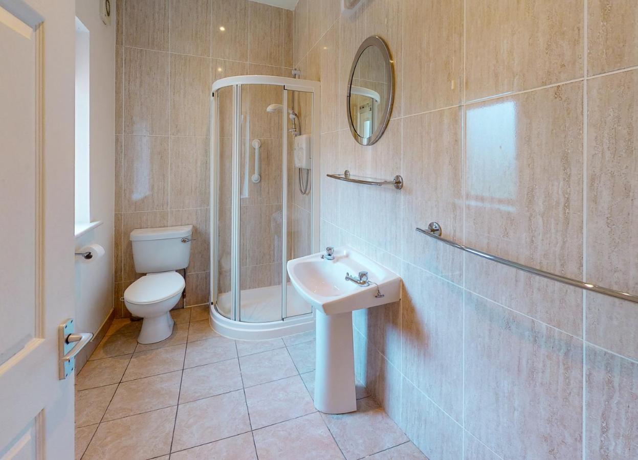 קילאלו Lakeside Holiday Homes - Type B By Trident Holiday Homes מראה חיצוני תמונה